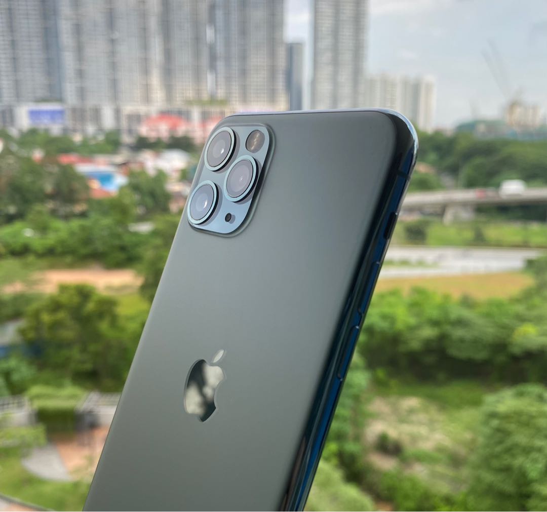 Apple Iphone 11 Pro 256gb Midnight Green Colour Mobile Phones Gadgets Mobile Phones Iphone Iphone 11 Series On Carousell