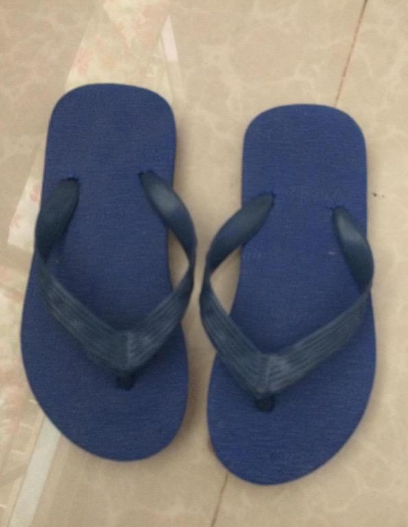 Beachwalk slippers sales size