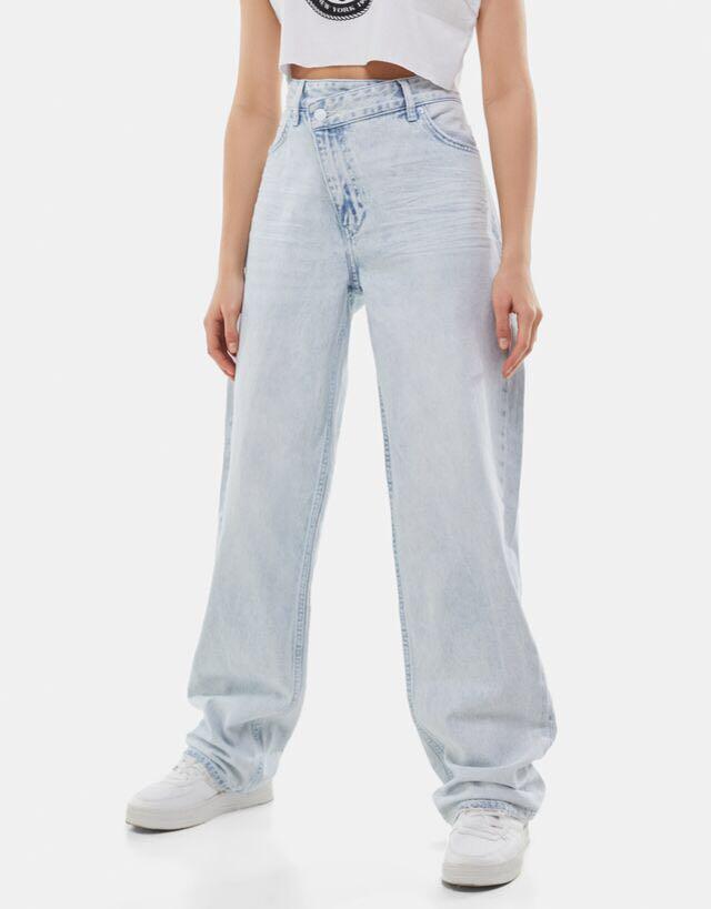 Bershka wide leg jeans new with tag(FREE ONGKIR), Fesyen Wanita, Pakaian  Wanita, Bawahan di Carousell