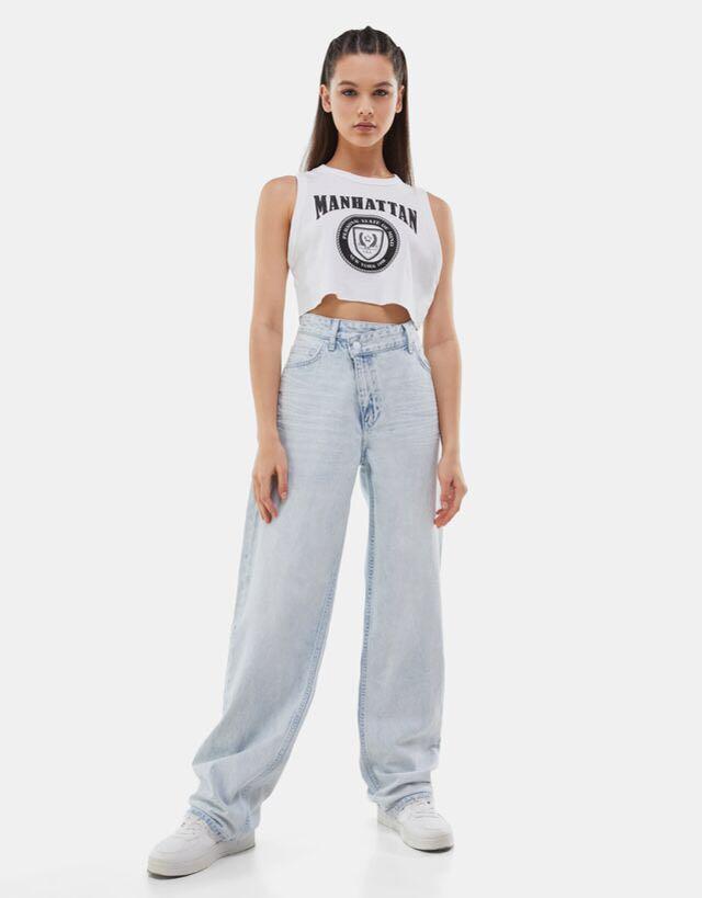 Bershka wide leg jeans new with tag(FREE ONGKIR), Fesyen Wanita, Pakaian  Wanita, Bawahan di Carousell
