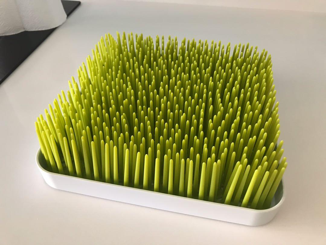 Boon Grass Countertop Drying Rack for baby bottles, pacifiers, and