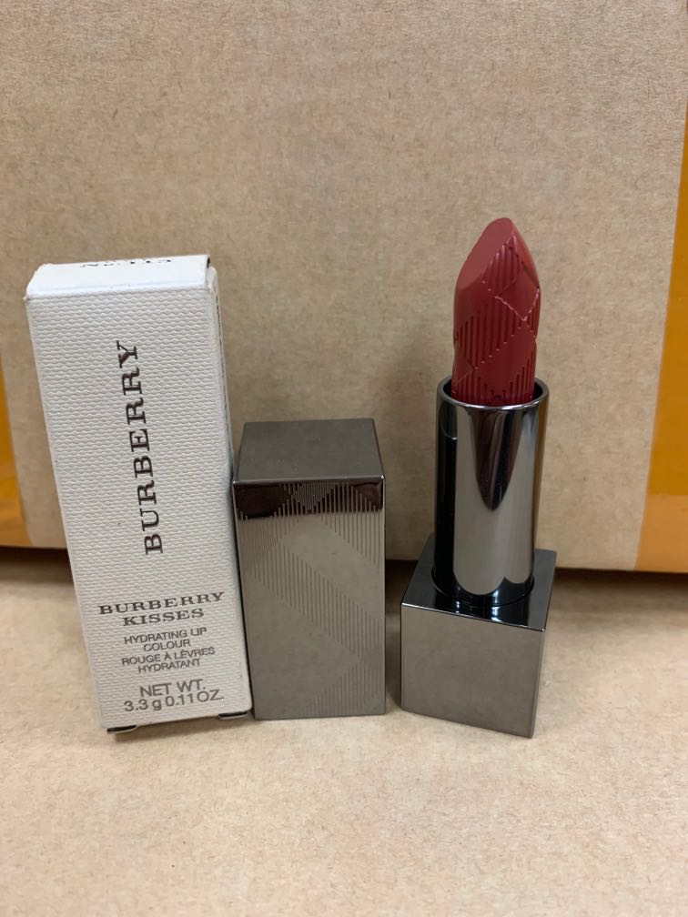 Burberry Kisses Lipstick No.113 Union Red