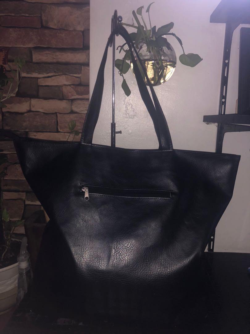 Coco Paris Tote Bag (Category: Tote Bags) located in Quezon City. Submitted by msiscloset (Listing ID 1096530299, Image 2). Description: Coco Paris Shopper/Travel Tote Bag With top zip closure With back zip pocket With interior zip pocket Approx L14” X D6” X H16” Very roomy, ideal for travelling #travellingbag #shopperbag #weekenderbag #totebag #shoppingbag #overnightbag #cocoparis.
