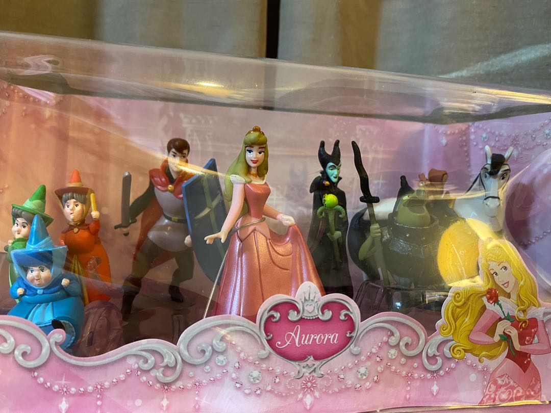 orginal disney princess collectible figurines, Hobbies & Toys, Toys