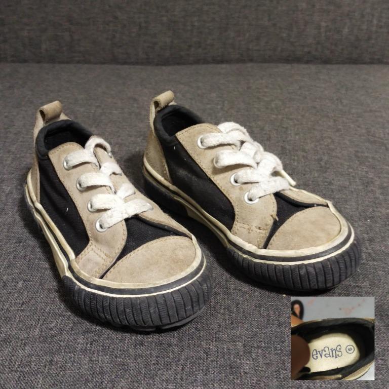 Evans shoes clearance size 9