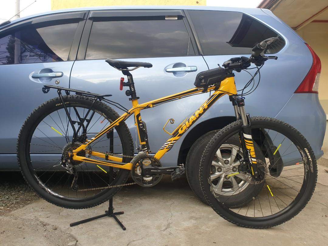 GIANT TALON 3 2015 27.5 Medium Sports Equipment Bicycles