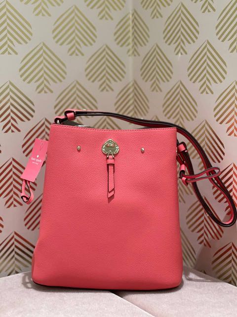 Kate Spade Marti Large Bucket in Garden Pink, Luxury, Bags & Wallets on  Carousell