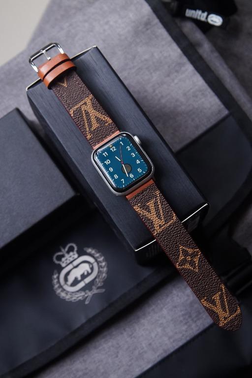 Custom Black Louis Vuitton Apple Watch Band Series 8 7 6 5 4 3 2 1 SE