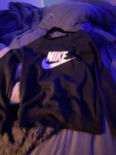 nike crew