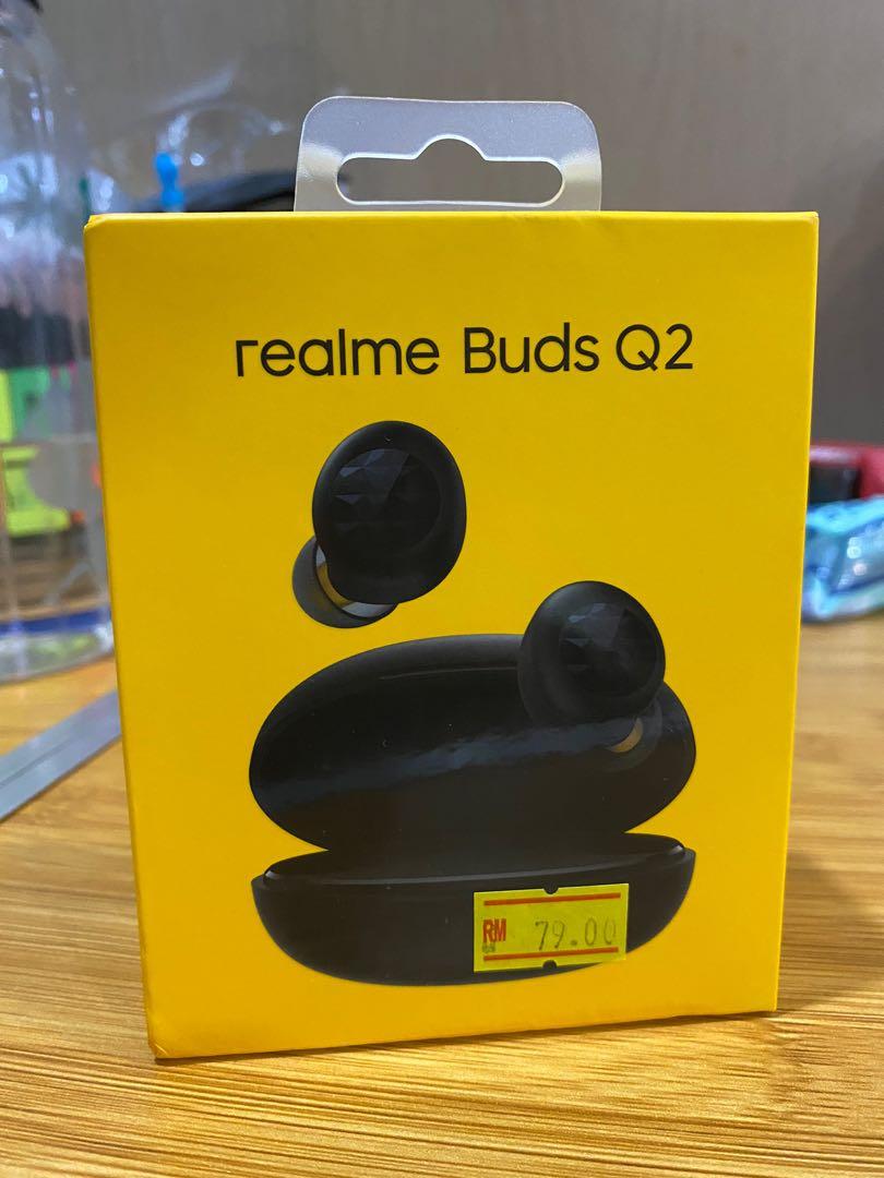Realme buds q2 top