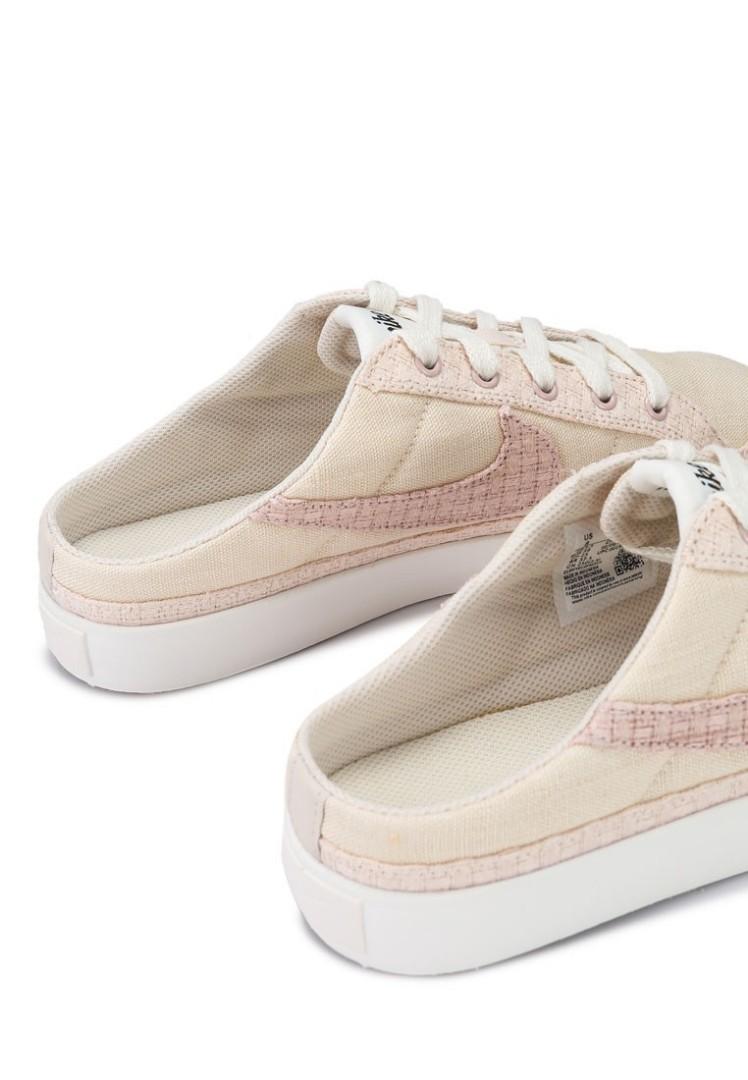 sepatu mule Nike Court Legacy Mules 