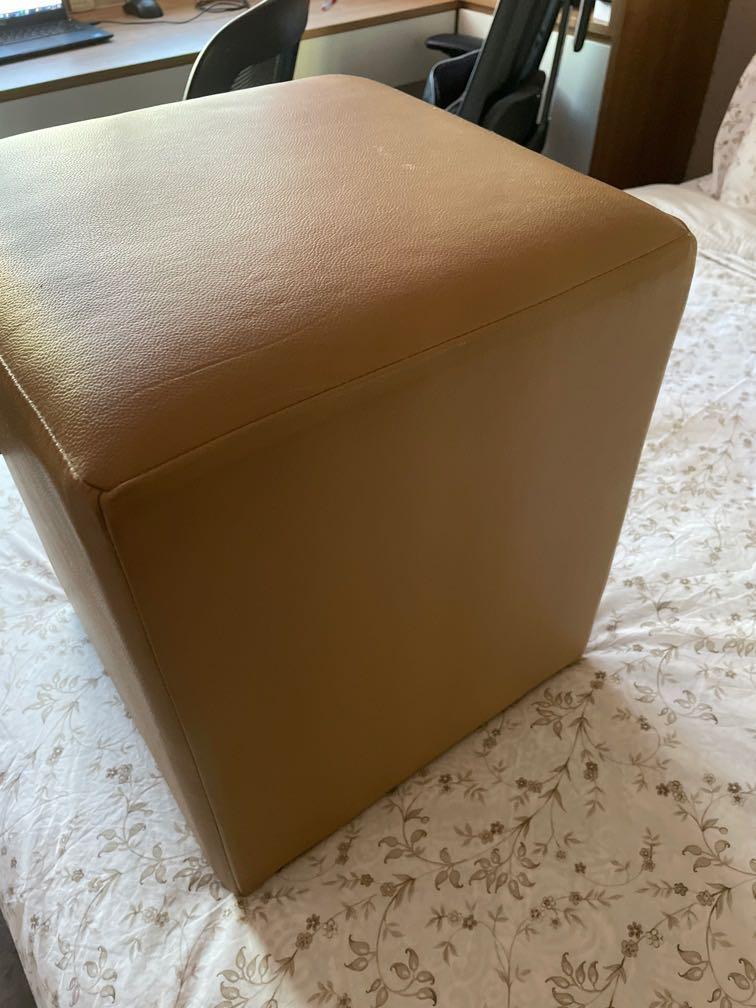 Stool (Category: Other Home Furniture) located in Singapore. Submitted by upcyclerecycle (Listing ID 1096499555, Image 3). Description: Condition 10/10 Hardly ever used. .