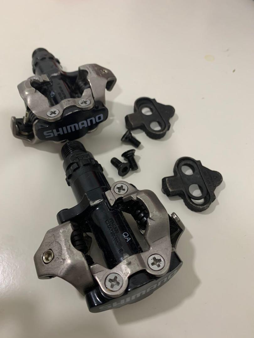 Technogym spin bike pedals store