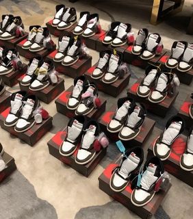 (Category: ) located in . Submitted by hypemerch (Listing ID 1096644377, Image 1). Description: .