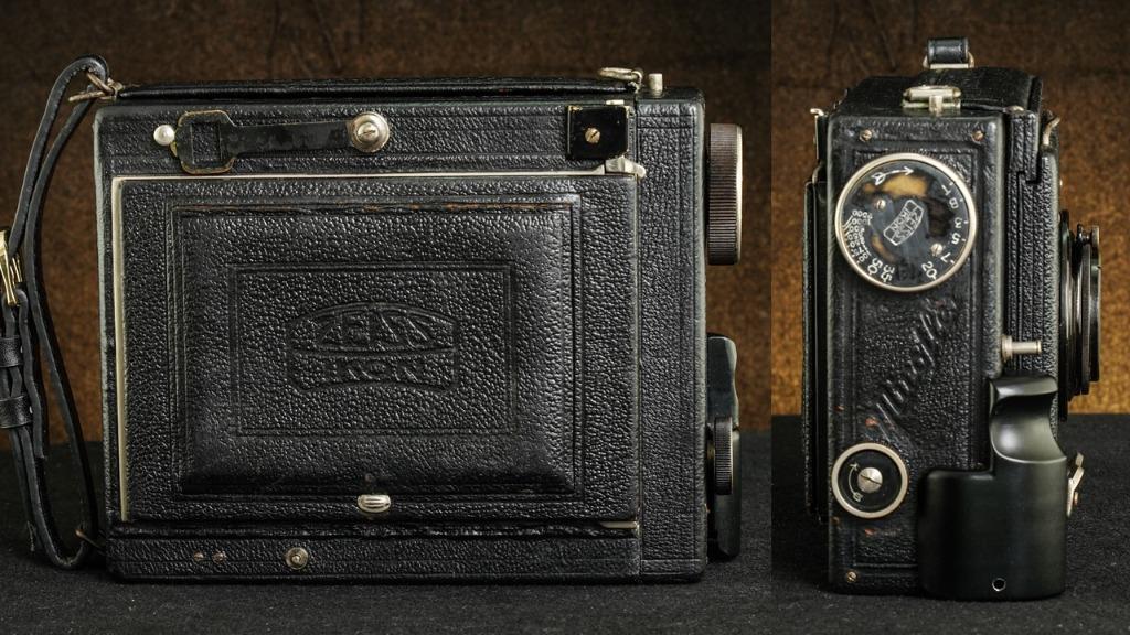 Vintage 1929 Zeiss Ikon Miroflex B Camera 9 x 12 cm with a Carl Zeiss