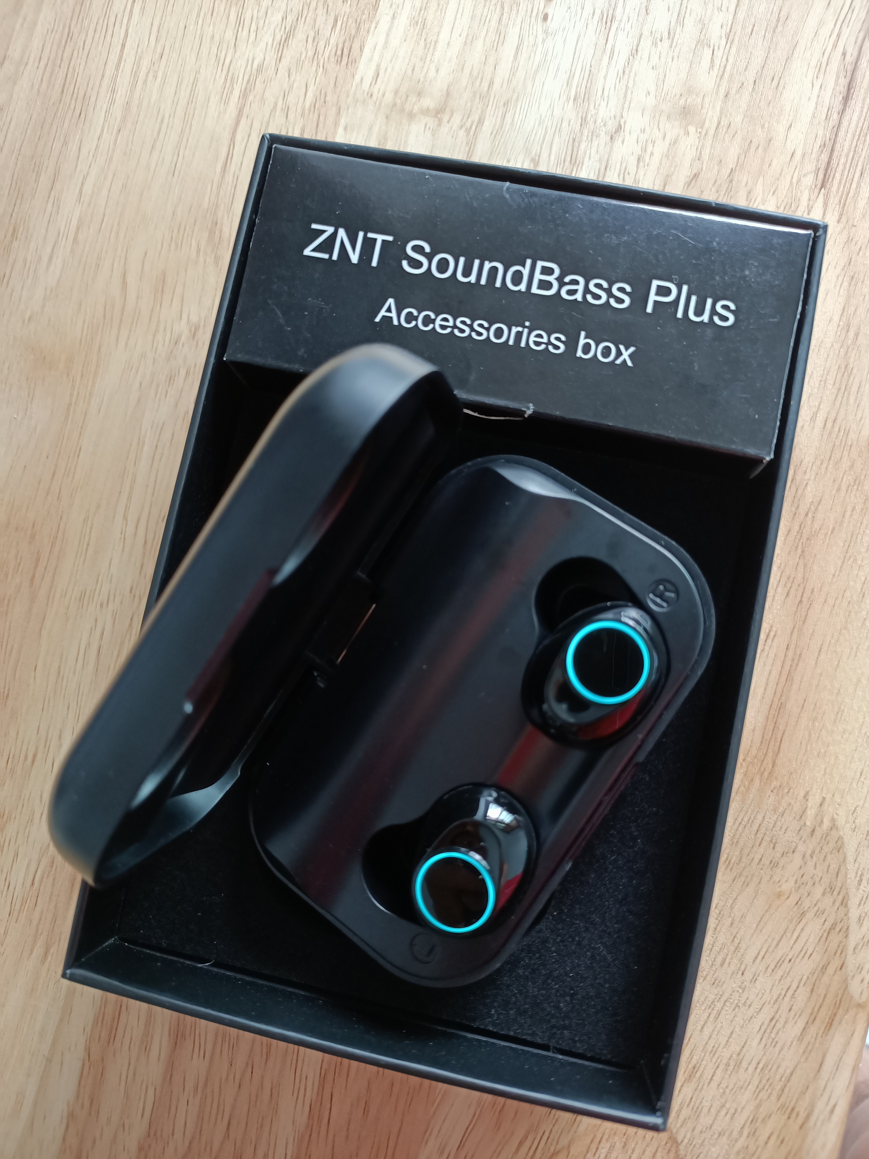 ZNT wireless earbuds, Audio, Earphones 