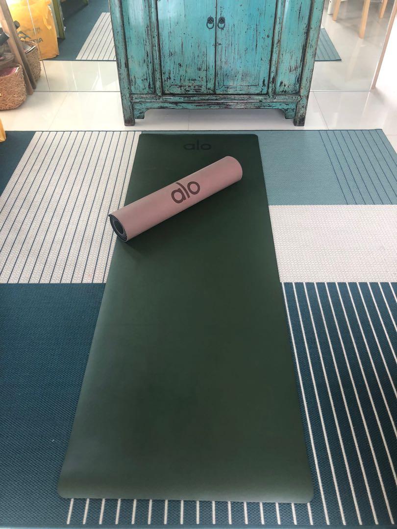 Alo Warrior Mat (2 Colours: Jungle Green and Smoky Quartz pink), Sports  Equipment, Exercise & Fitness, Exercise Mats on Carousell