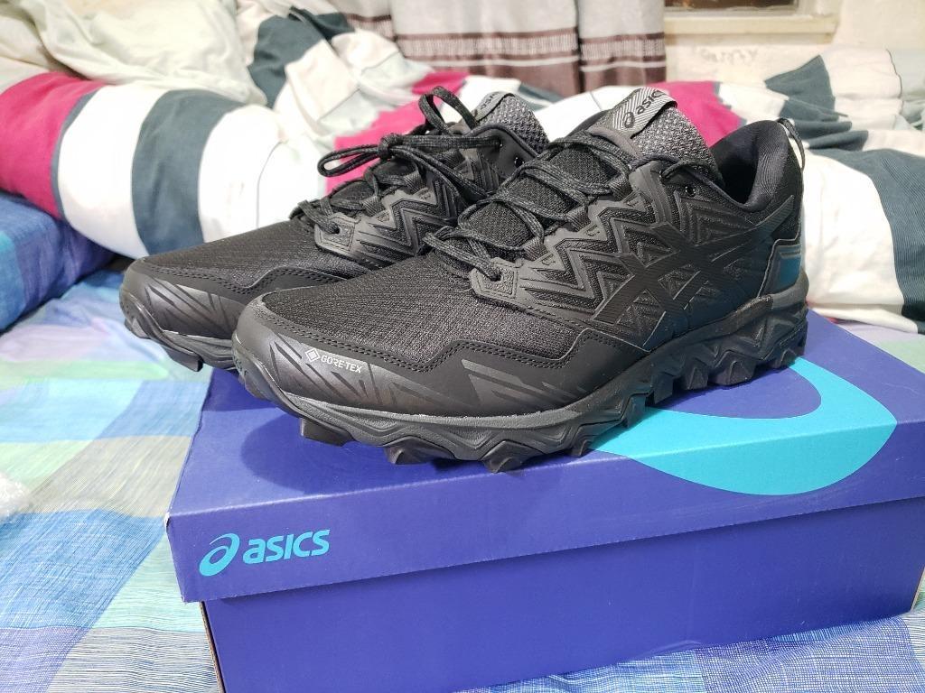 salomon asics