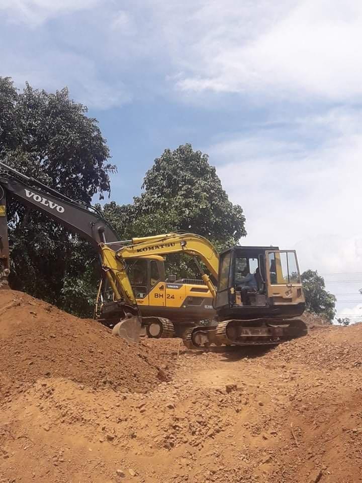Backhoe For rent Mini Backhoe for Rental Concrete Breaker Excavation