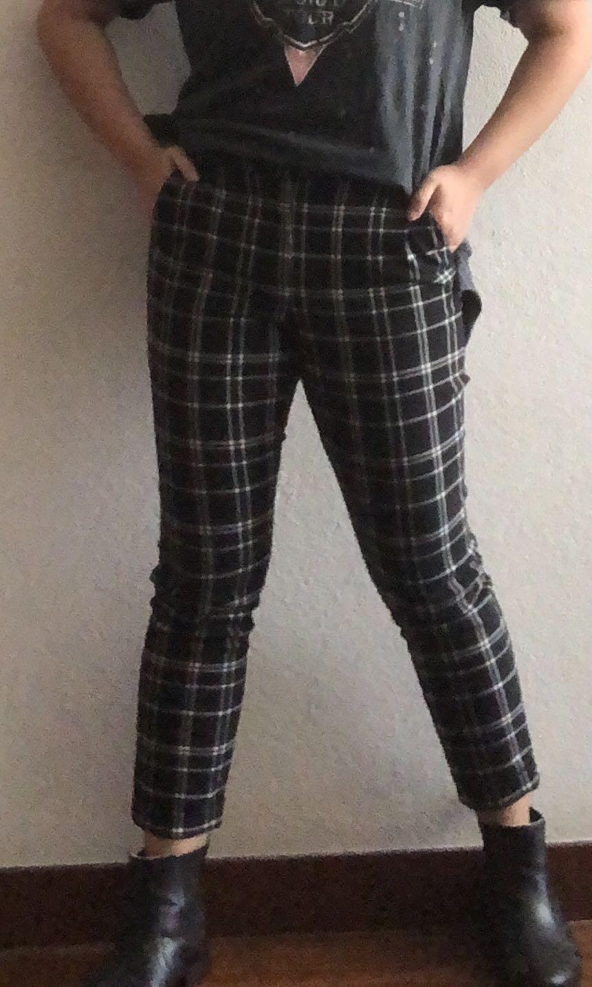 White Tight Fit Checkered Pants 