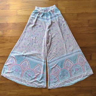 (Category: ) located in . Submitted by sophication (Listing ID 1096726512, Image 1). Description: .