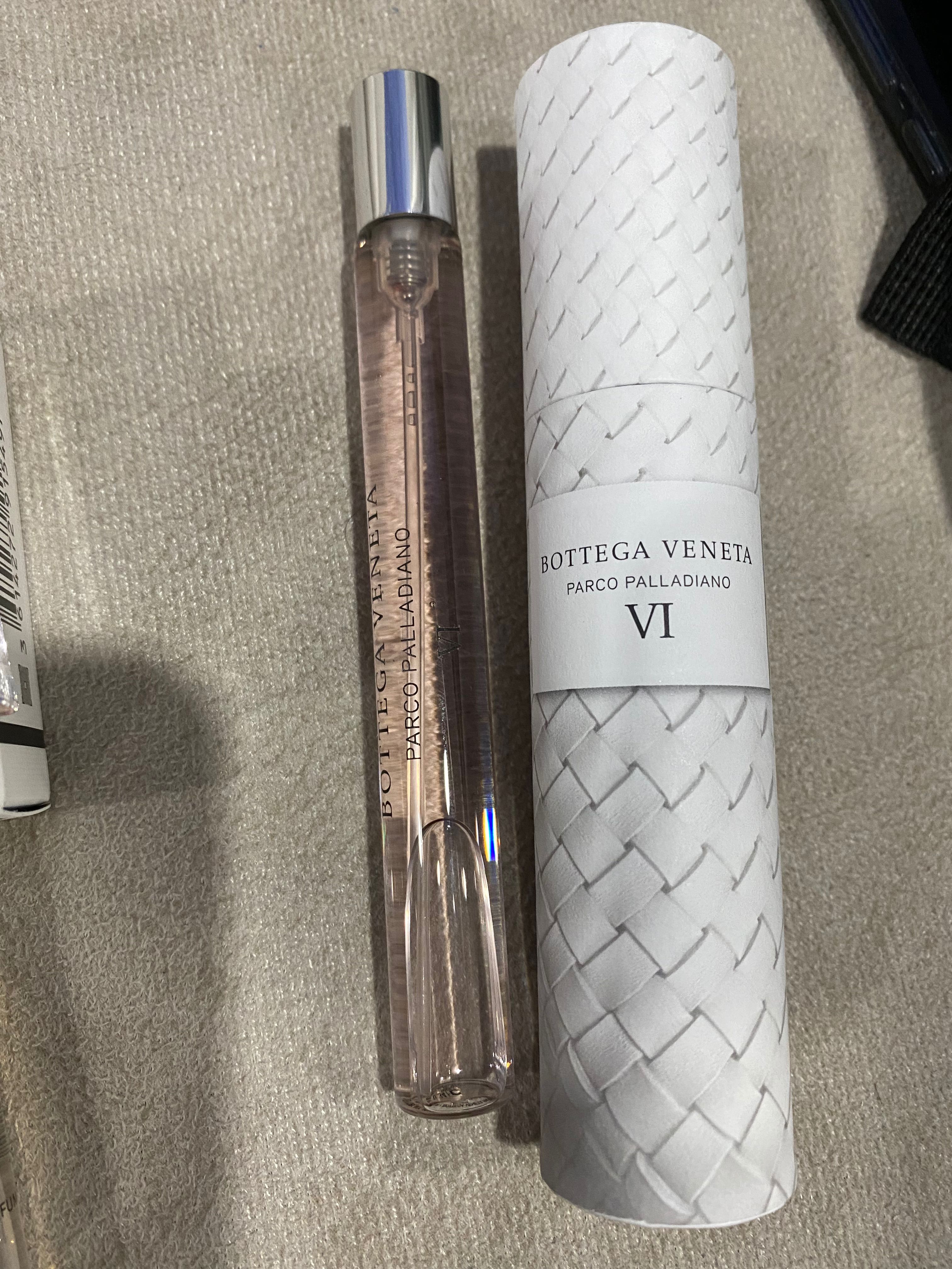Bottega veneta travel spray top