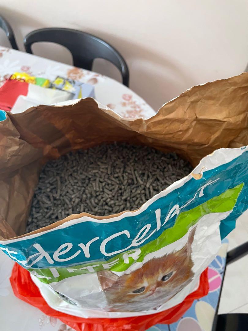 Breeder Celect Cat Litter 20L Pet Supplies Pet Food on Carousell