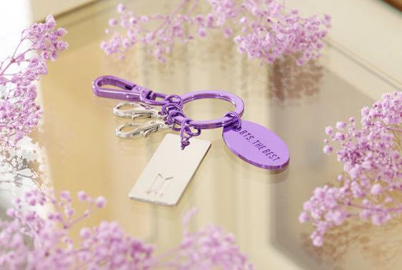 oshkosh シェル×ストロベリー×フラワー柄ショートオール 3T（RODEO  