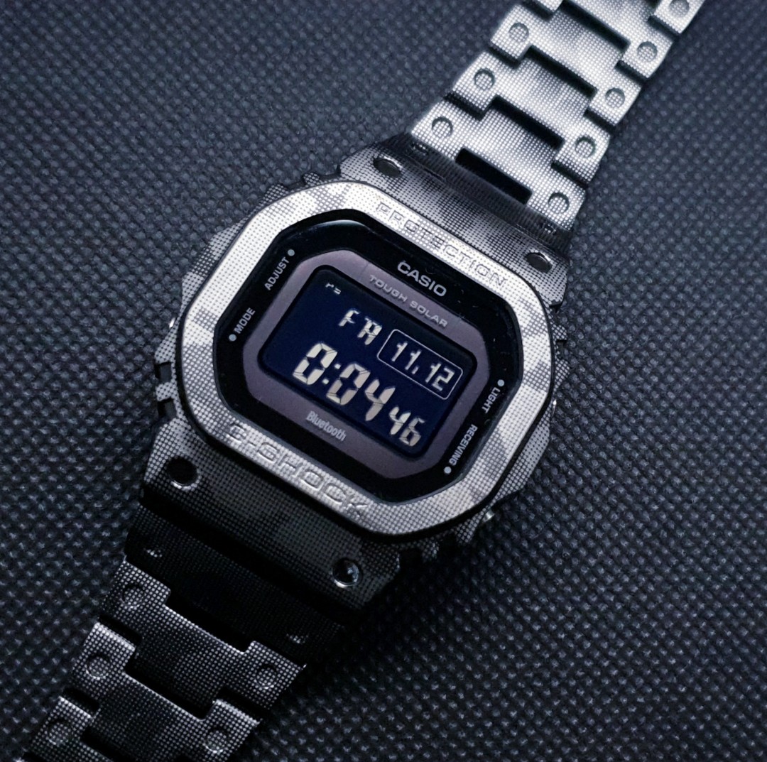 Casio g shock discount gwb5600