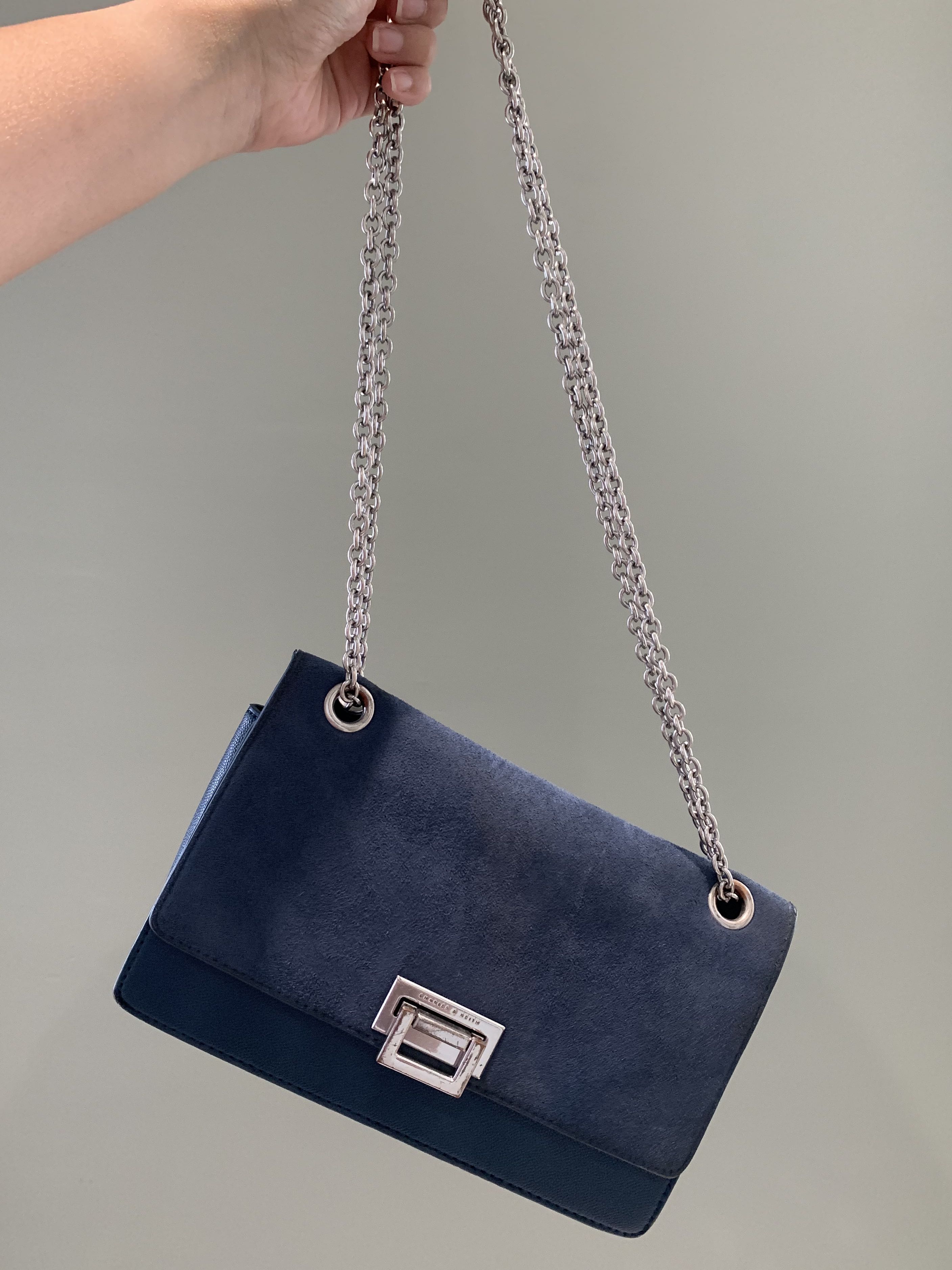 Charles and keith blue sling bag clearance