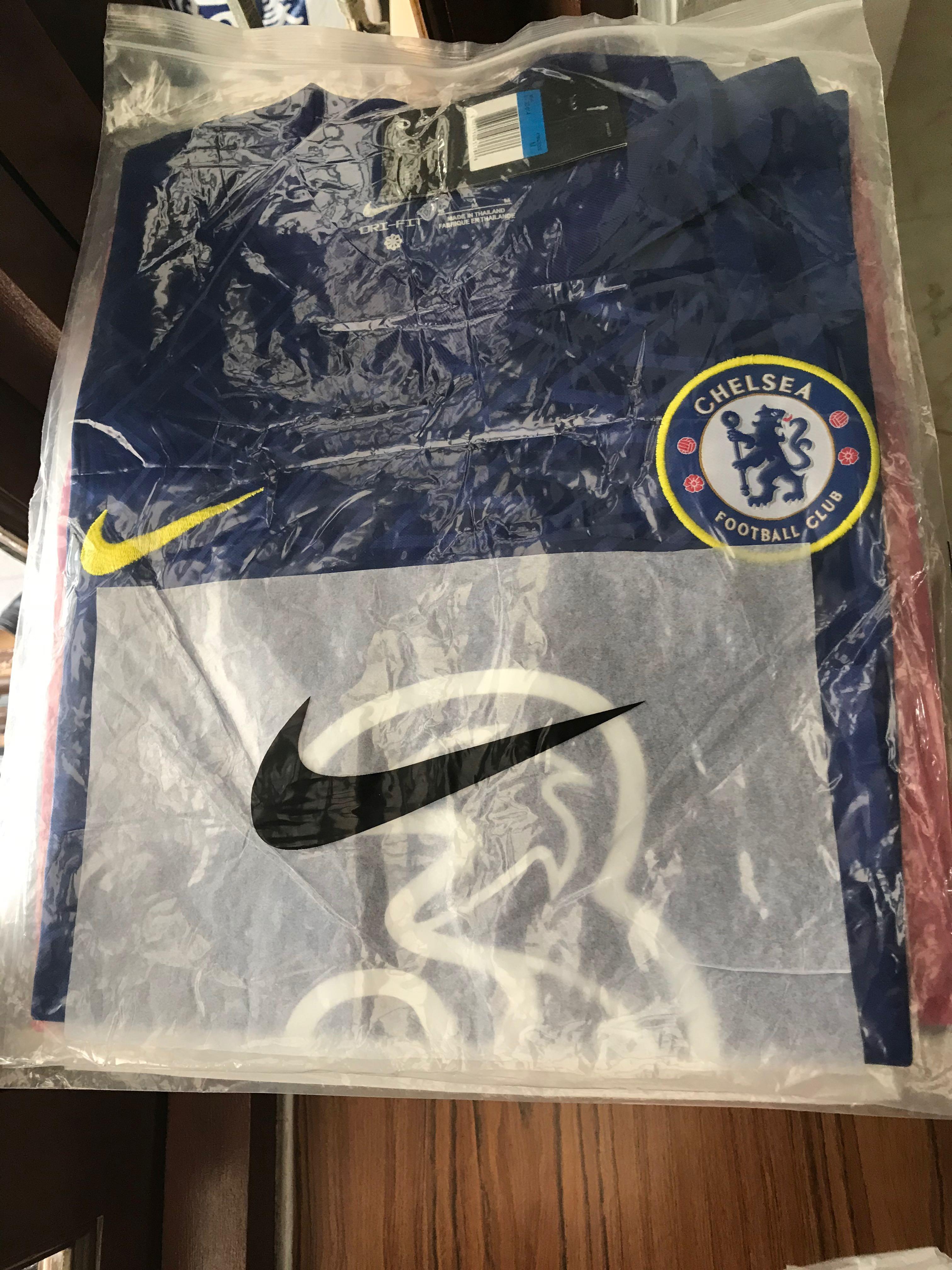 Chelsea Home - 21/22 (Size M), Men's Fashion, Activewear on Carousell