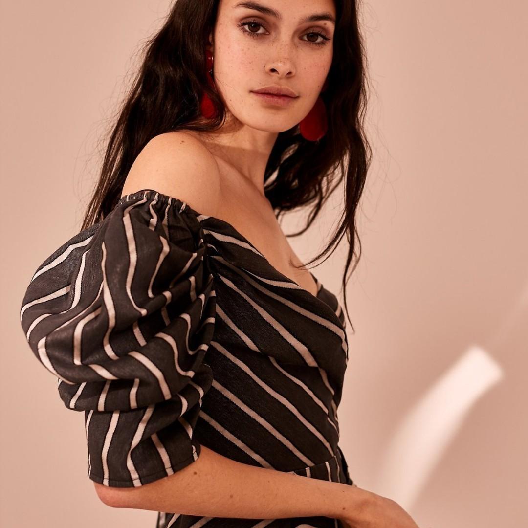 C meo Collective Moments Apart Dress Women s Fashion Dresses Sets Dresses on Carousell