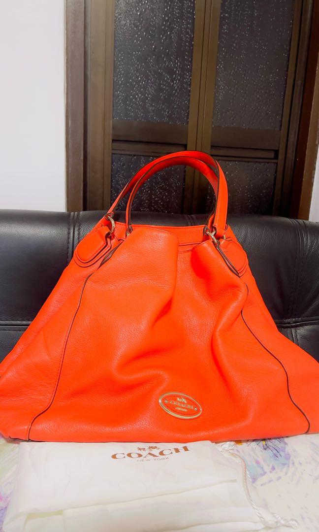 coach dalton shoulder bag
