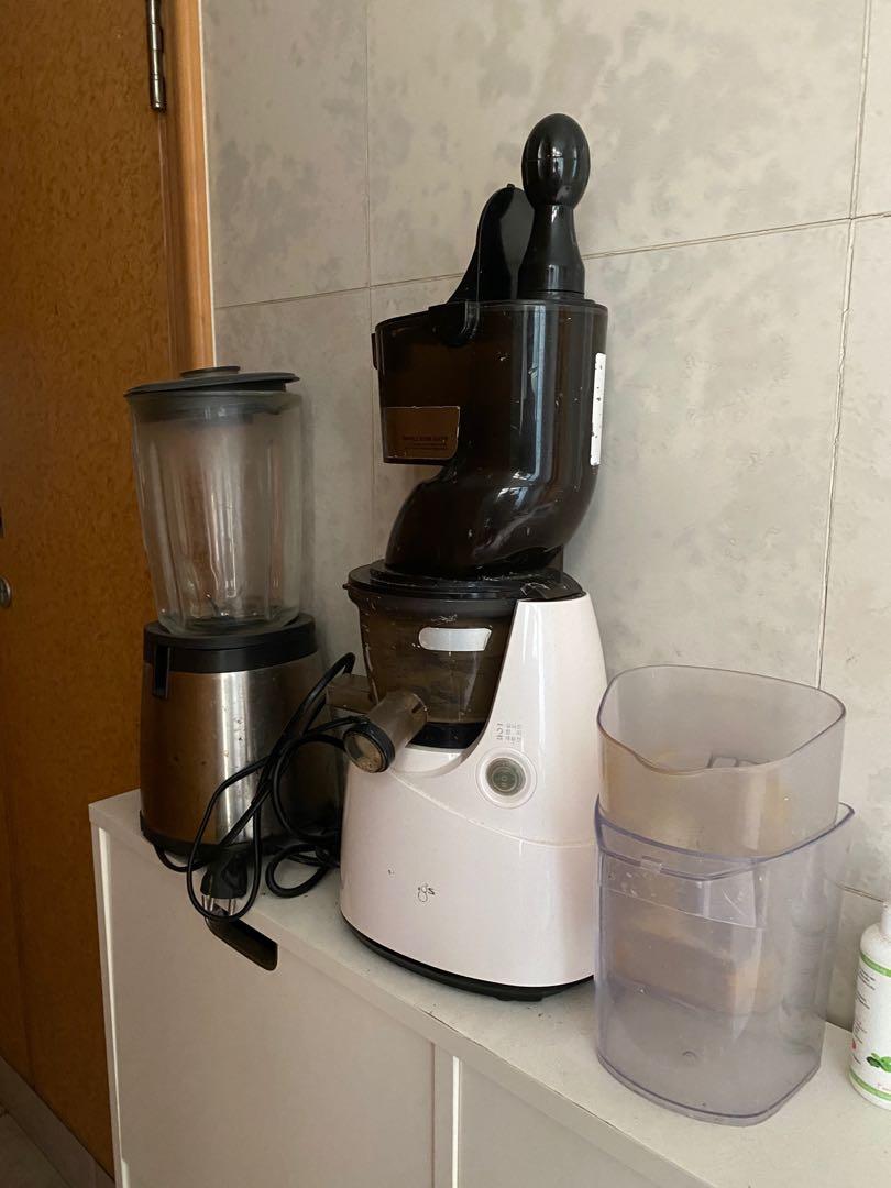Coldpress juicer and glassjug blender (together), TV & Home