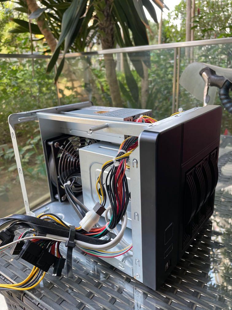DIY 4 Bay NAS case with 250W 1U Power supply and 6Gbps SATA backplane