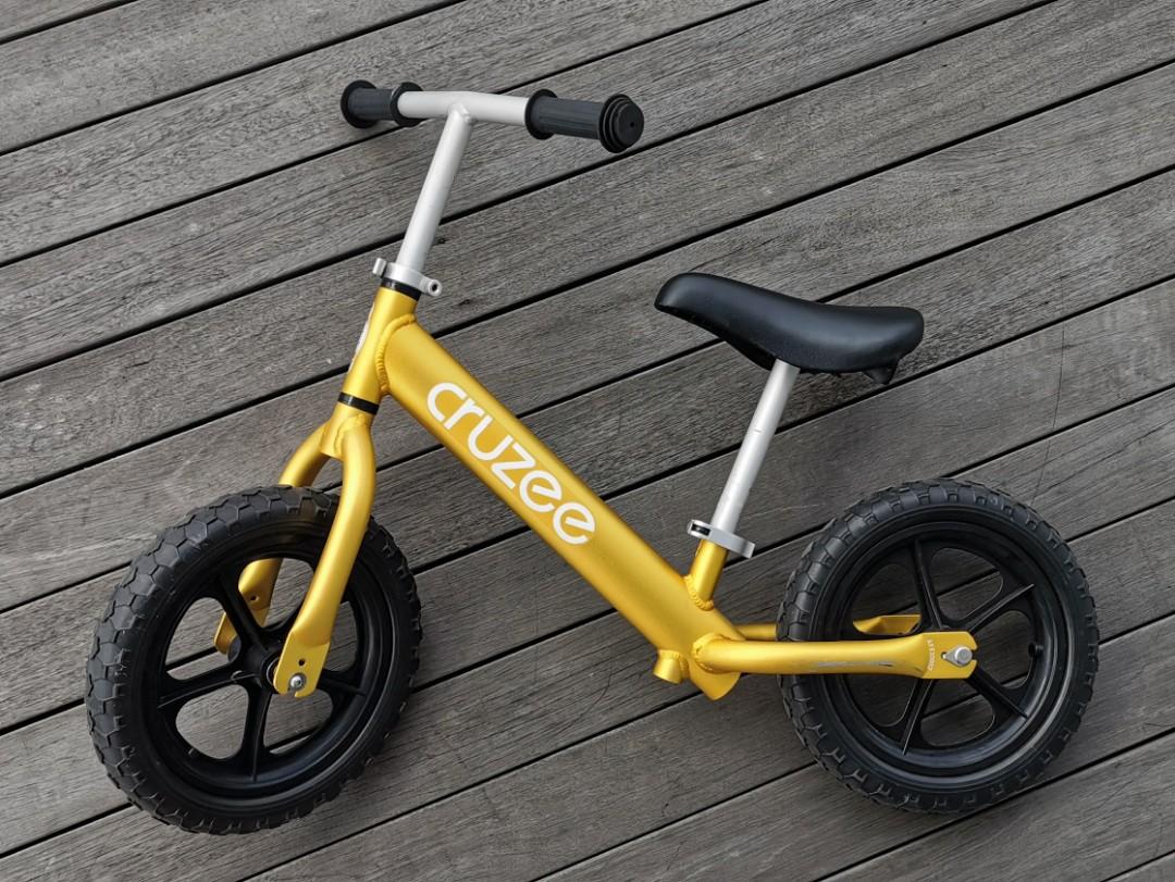 Cruzee balance sales bike gold