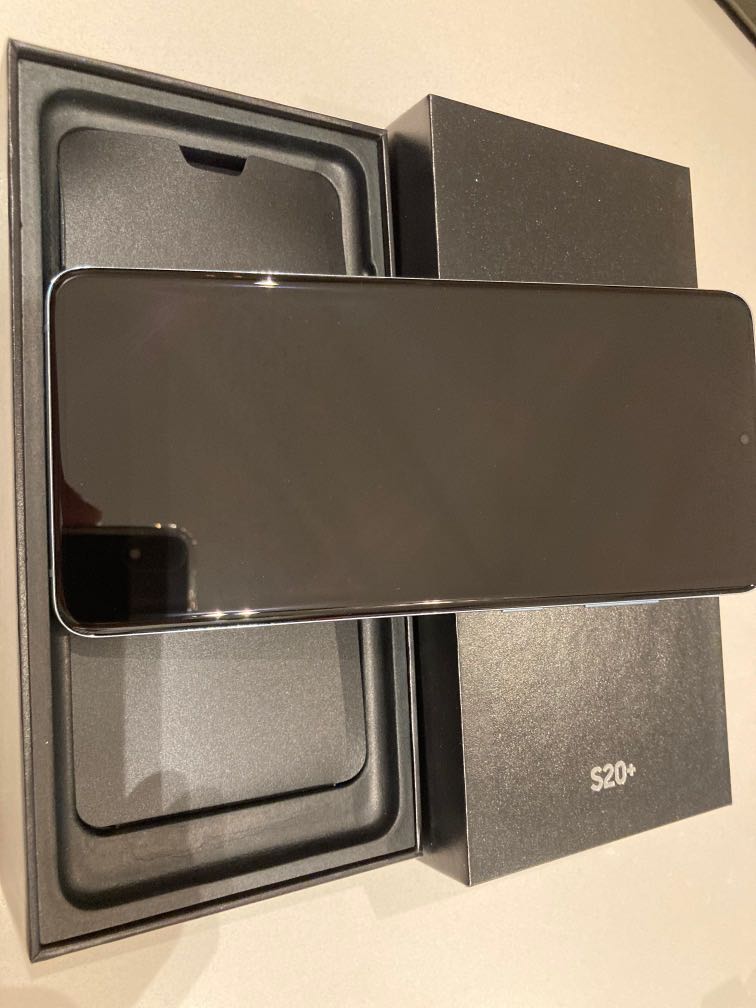 EXTREMELY MINT CONDITION SAMSUNG S20+ CLOUD BLUE, Mobile Phones