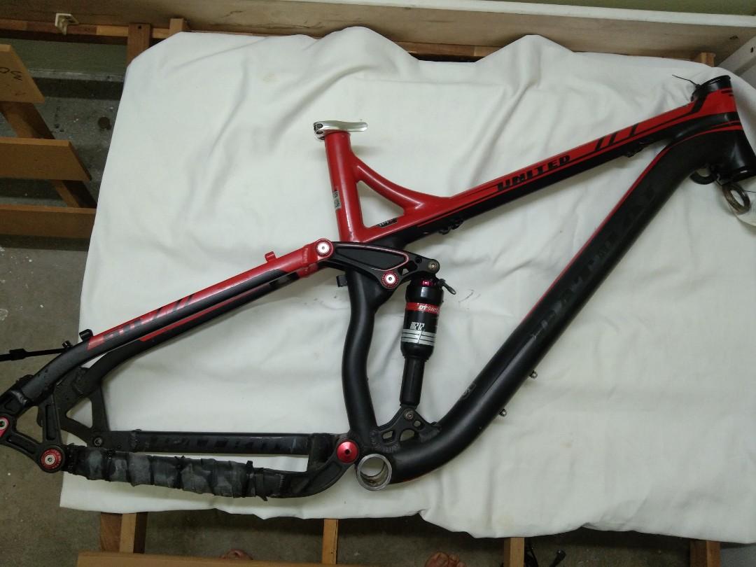 Frame fullsus united 2025