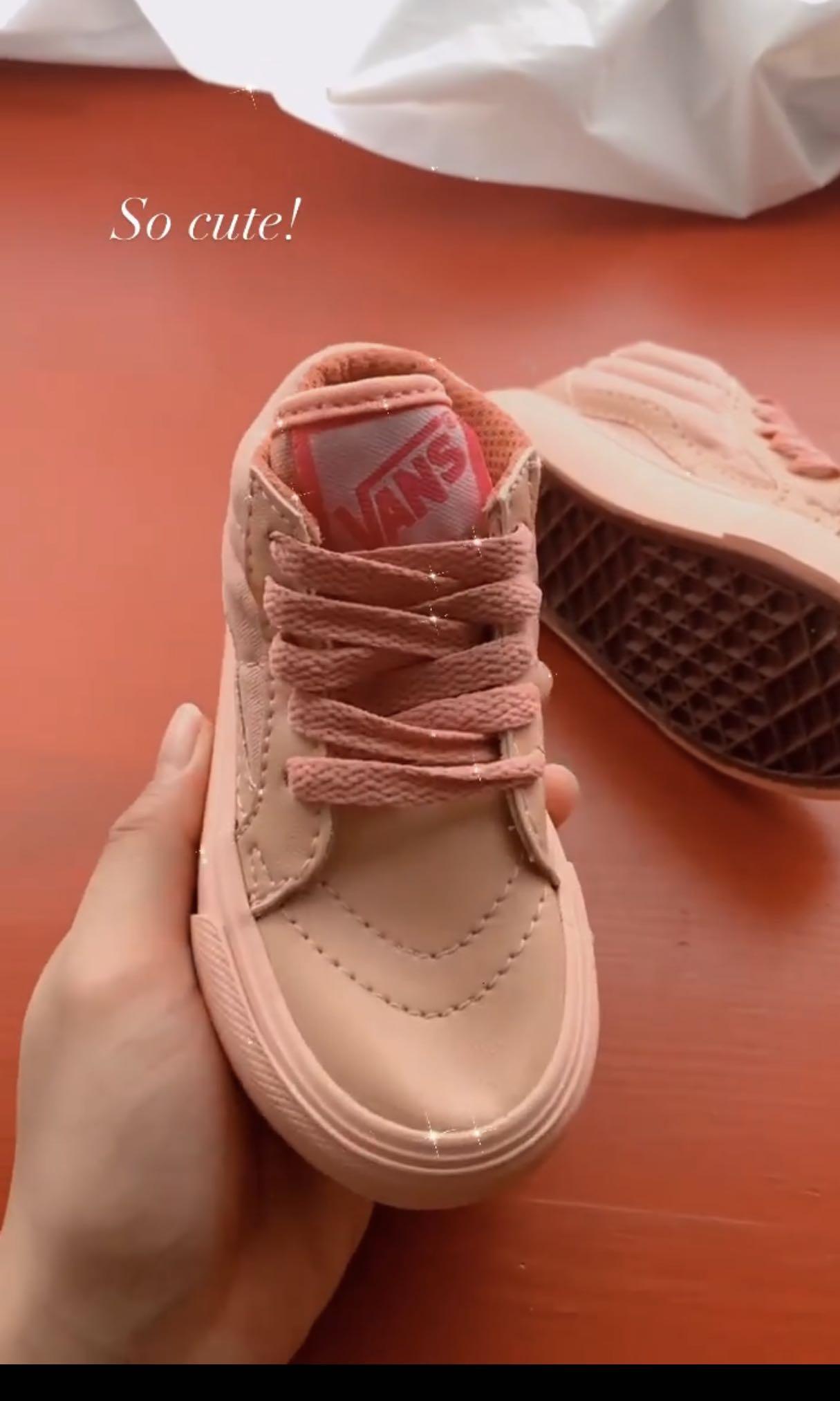 Cute best sale girls vans