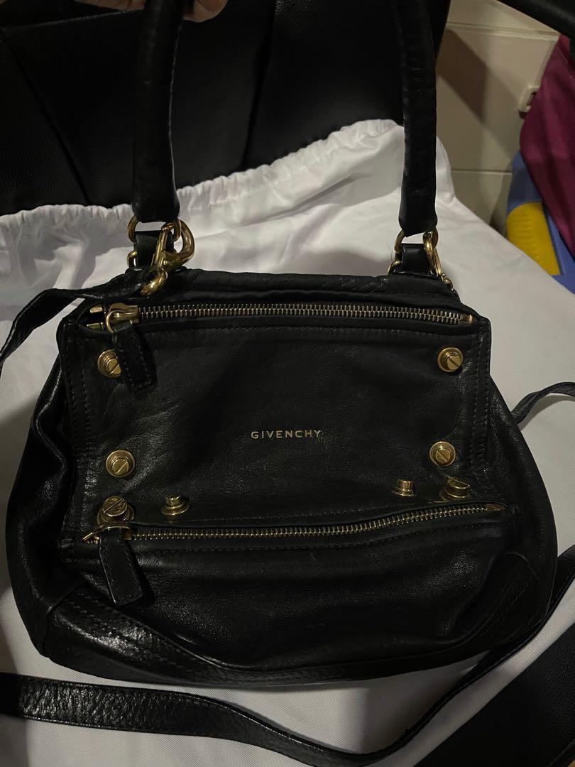 Givenchy pandora limited (Category: Luxury Bags & Wallets) located in Pasay City. Submitted by ccpetitte (Listing ID 1096763488, Image 3). Description: .