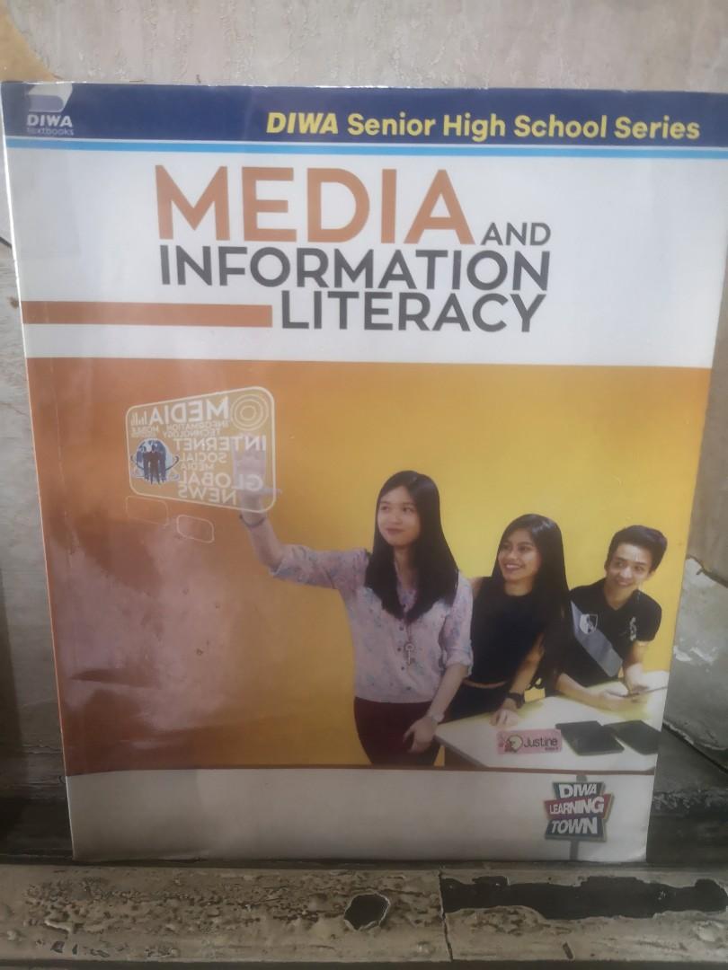 Grade 12 books (Category: Textbooks) located in Quezon City. Submitted by alexstrada (Listing ID 1096698100, Image 3). Description: Grade 12 books - Filipino sa larangang akademiko - media and information literacy - moving up - business ethics and social responsibility Price negotiable.