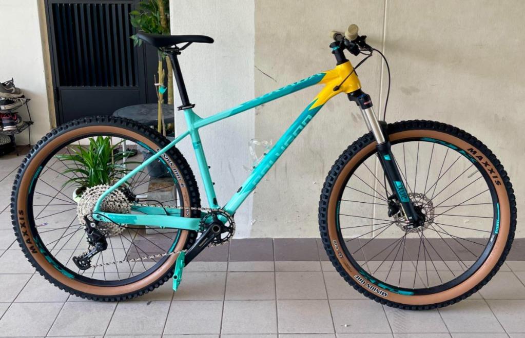 Maxxis minion dhf tan wall sales 27.5