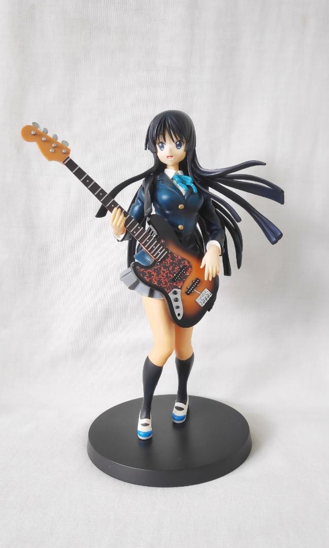 K-ON! Figure - 2011 Hirasawa Yui w/ Guitar - Banpresto SQ 8