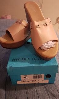(Category: ) located in . Submitted by illah.ibrahim (Listing ID 1096827568, Image 1). Description: .