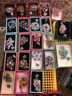 (Category: ) located in . Submitted by shazy83 (Listing ID 1096688413, Image 1). Description: .