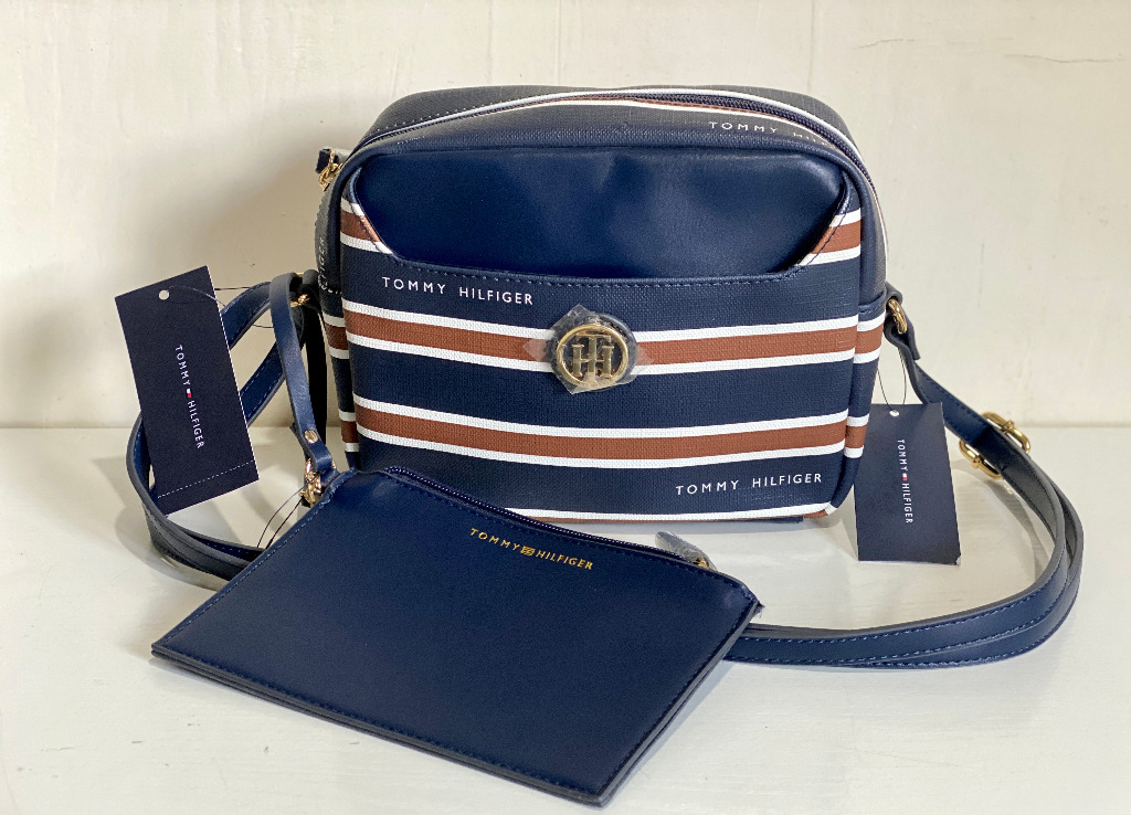 NEW TOMMY HILFIGER NAVY BLUE BROWN PVC LEATHER CROSSBODY SLING