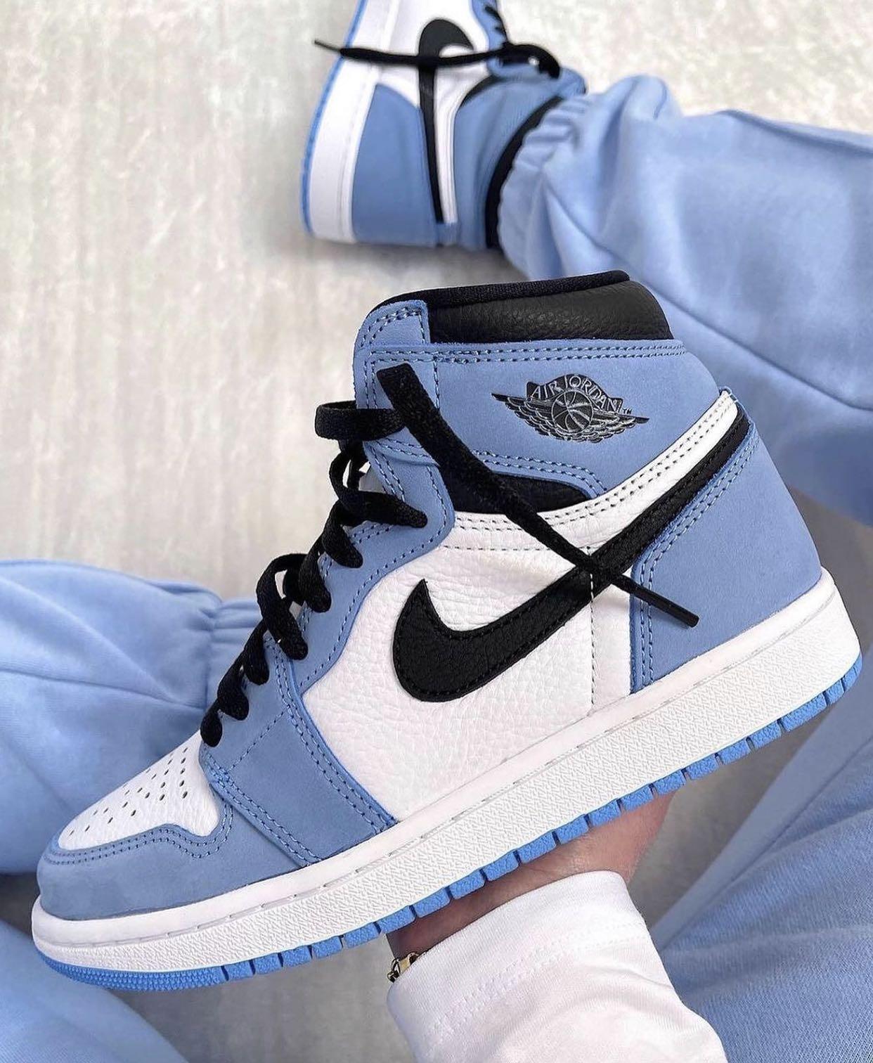 Air jordan 1 blue hotsell high