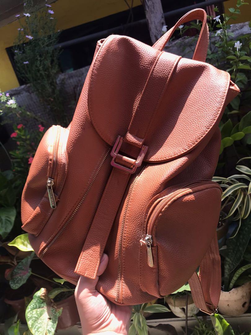 Parisian Backpack Leather, Women's Fashion, Bags & Wallets, Backpacks on  Carousell