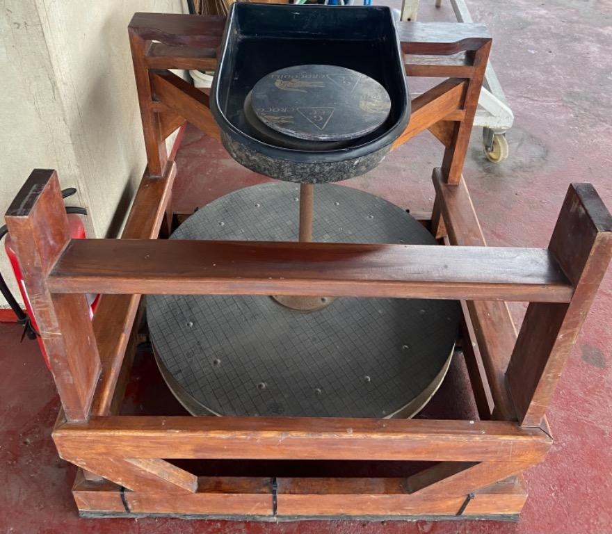 Pottery Kick Wheel, Hobbies & Toys, Stationary & Craft, Craft Supplies