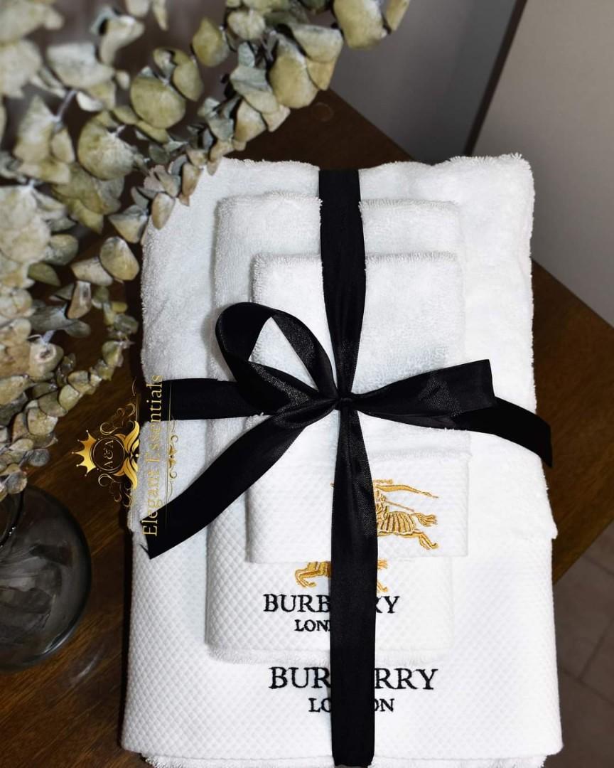Premium Luxury hotel towel gift set (Category: Announcements) located in Quezon City. Submitted by deleon.ingridc (Listing ID 1096774346, Image 3). Description: Premium Luxury Hotel Towel Gift Sets Set includes: Bath Towel Hand Towel Face Towel Egyptian Cotton Towel 100% absorbent Gets softer with each wash Replace your worn out towel with white crisp elegant towels now!!.